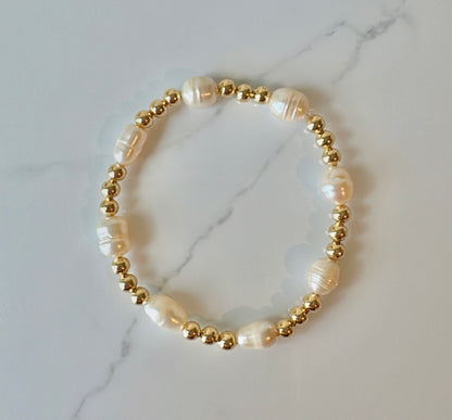 Pearl and Gold Bracelet