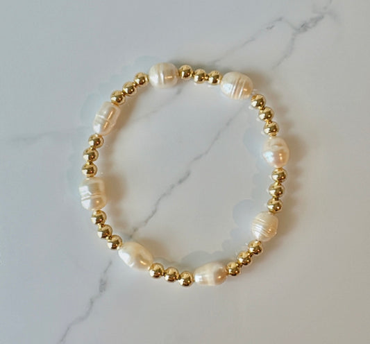 Pearl and Gold Bracelet