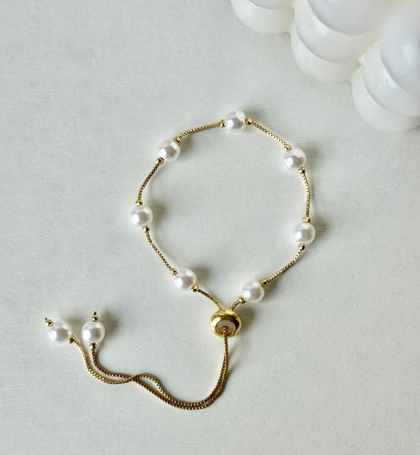 Adjustable Pearl Bracelet