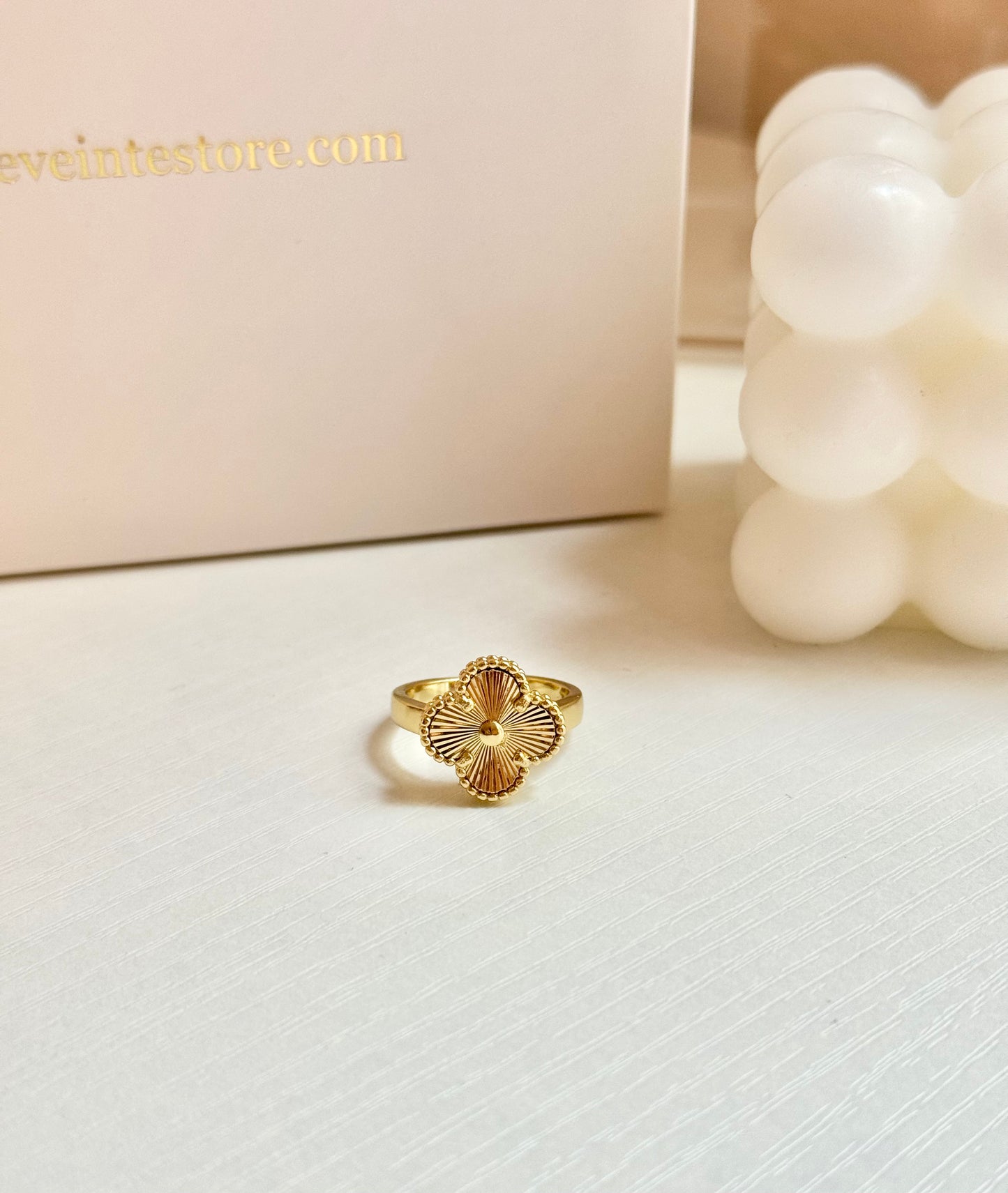 Gold Clover Ring